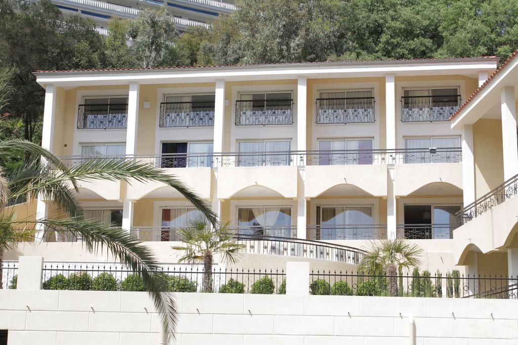 Residence D'Azur Riou Канни Екстер'єр фото